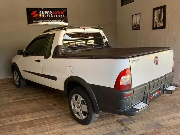 Fiat Strada Branco 3