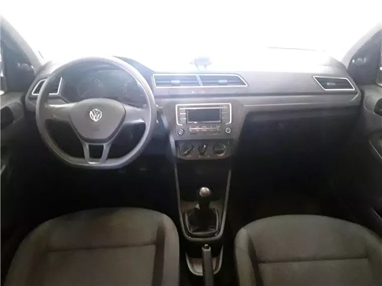 Volkswagen Voyage Branco 14