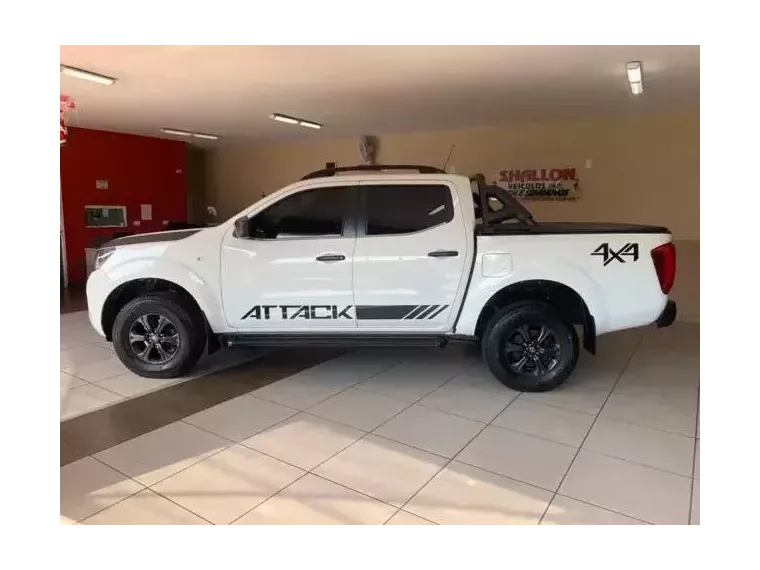 Nissan Frontier Branco 9