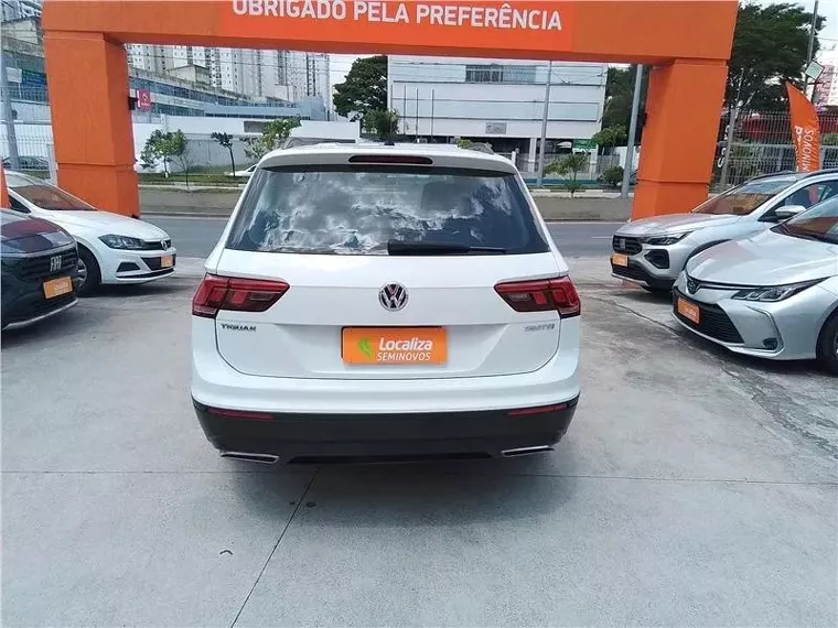 Volkswagen Tiguan Branco 2