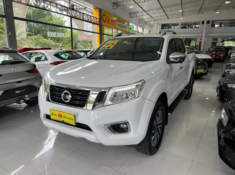 Nissan Frontier Branco 14