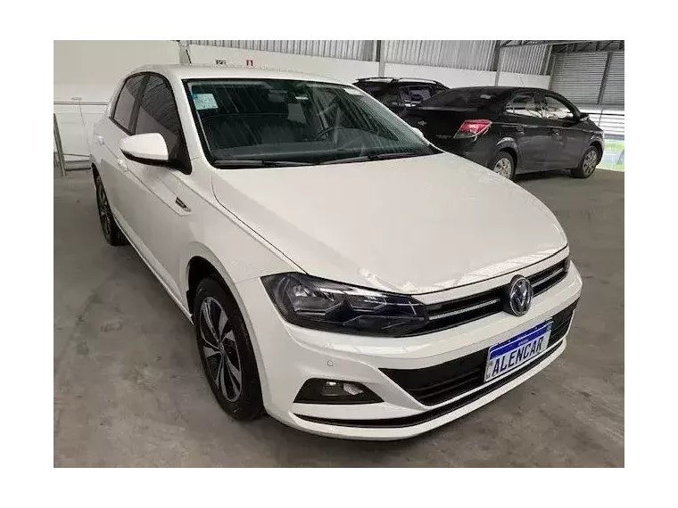 Volkswagen Polo Hatch Branco 1