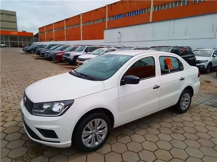 Volkswagen Voyage Branco 8