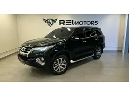 Toyota Hilux SW4