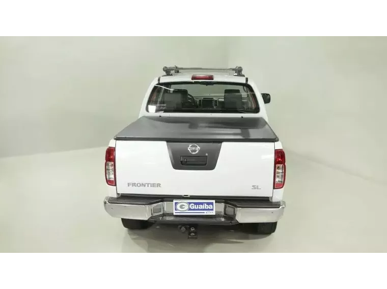 Nissan Frontier Branco 10