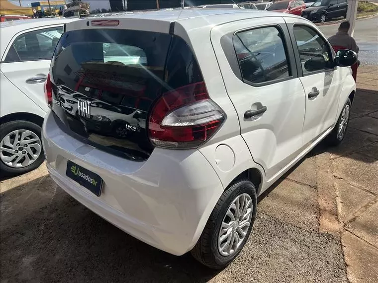 Fiat Mobi Branco 1