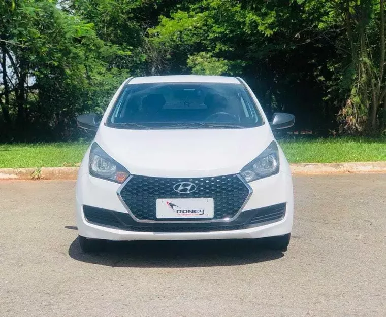 Hyundai HB20S Branco 6