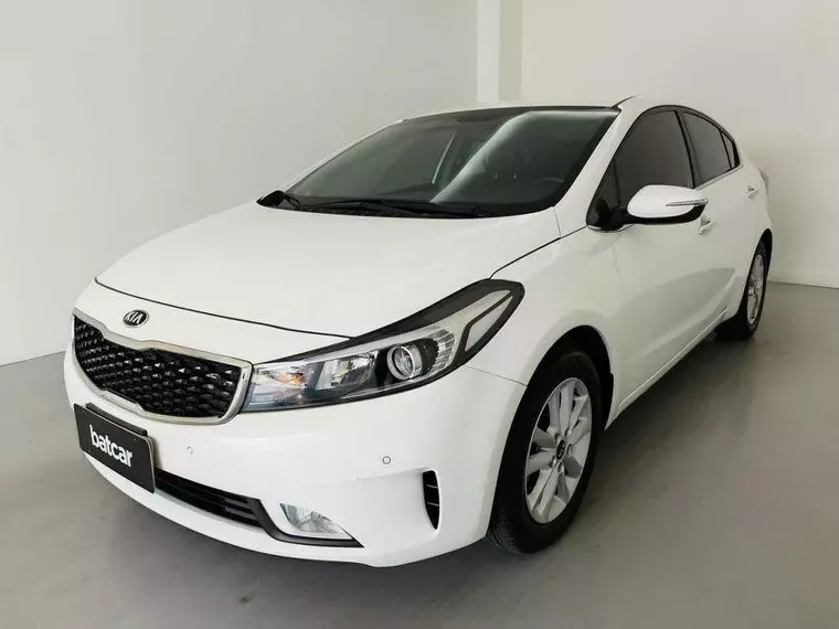 KIA Cerato Branco 15