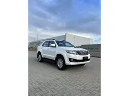 Hilux SW4