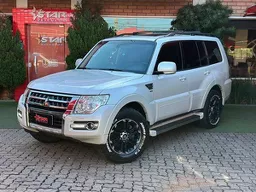 Mitsubishi Pajero Full