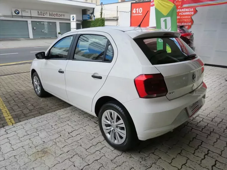 Volkswagen Gol Branco 12