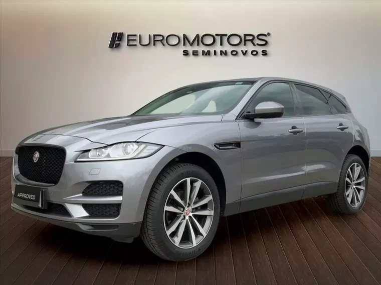 Jaguar F-pace Cinza 2