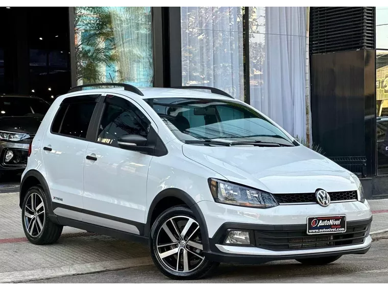 Volkswagen Fox Branco 1