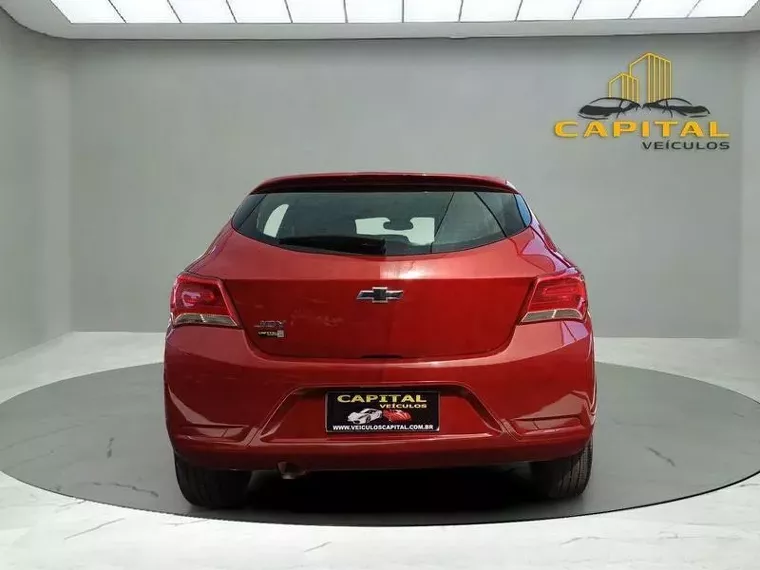 Chevrolet Onix Vermelho 1