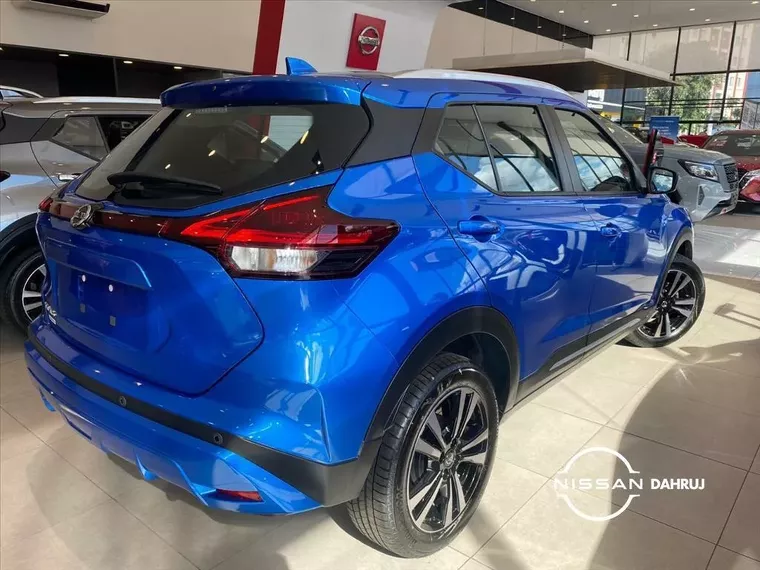 Nissan Kicks Azul 3