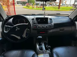 Mitsubishi L200 Triton