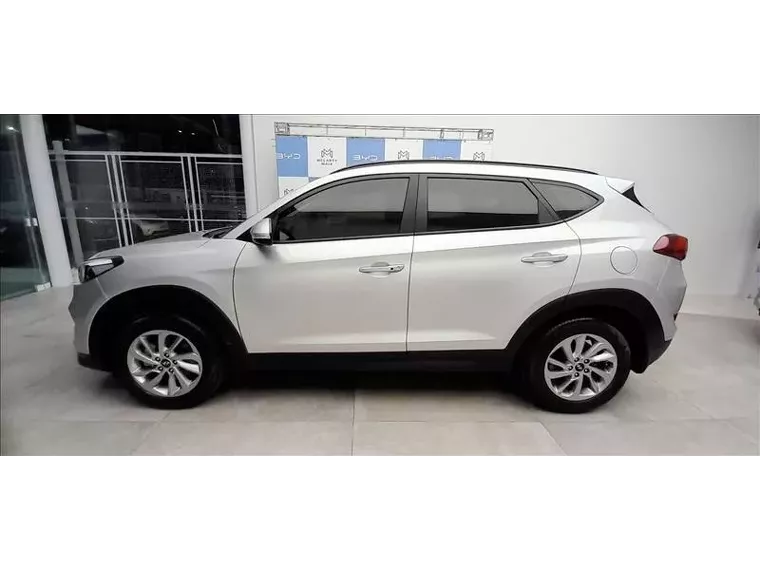 Hyundai Tucson Prata 5