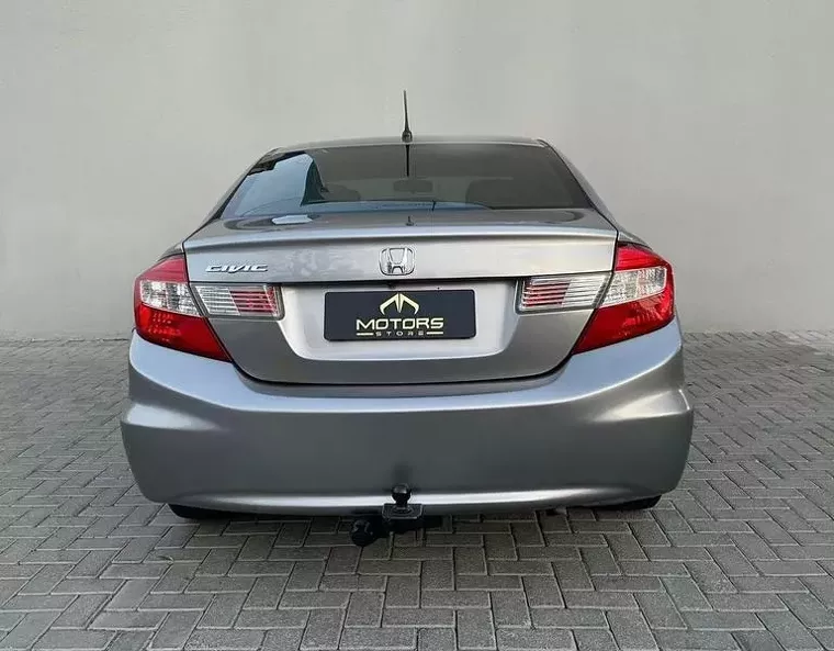 Honda Civic Cinza 7