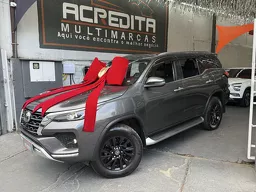 Toyota Hilux SW4