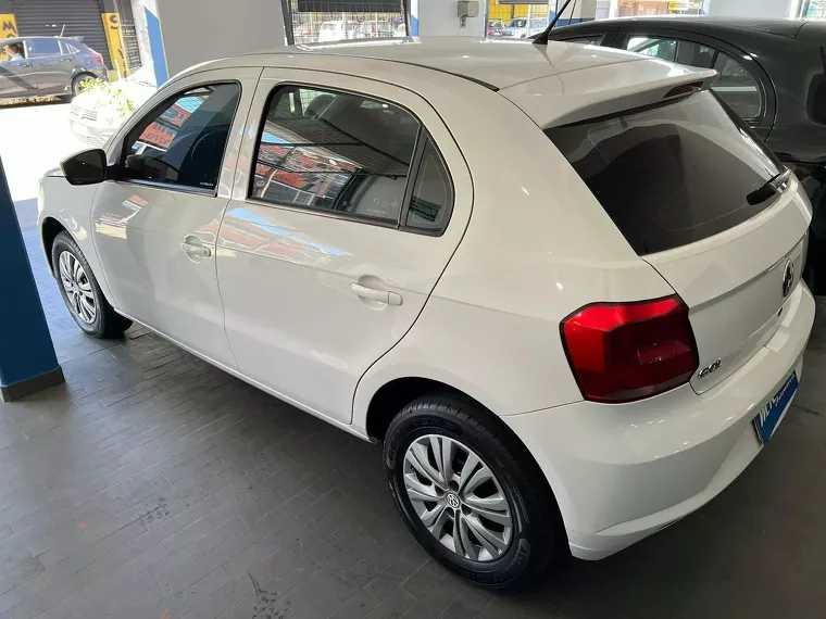 Volkswagen Gol Branco 2