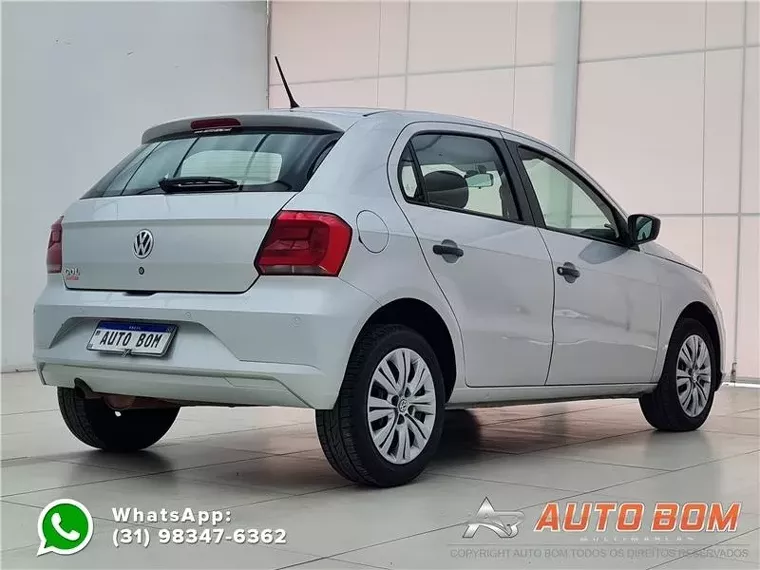 Volkswagen Gol Prata 9