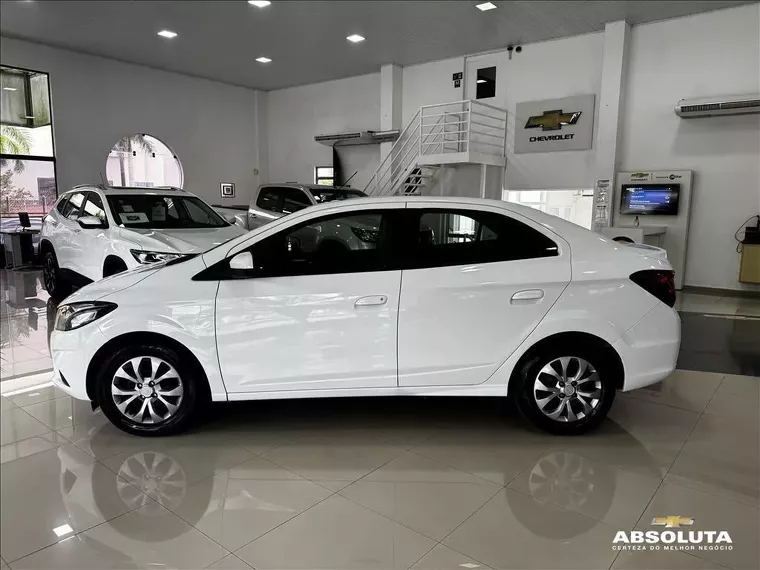 Chevrolet Prisma Branco 14