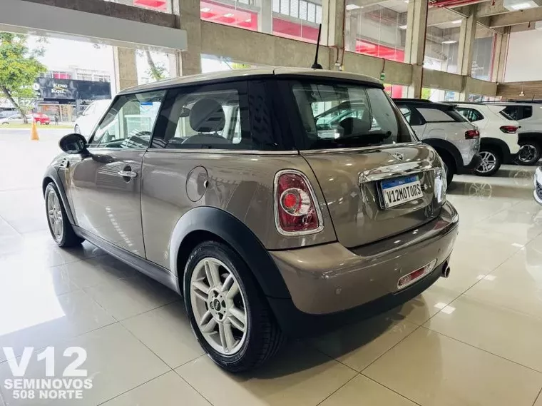 Mini Cooper Prata 4