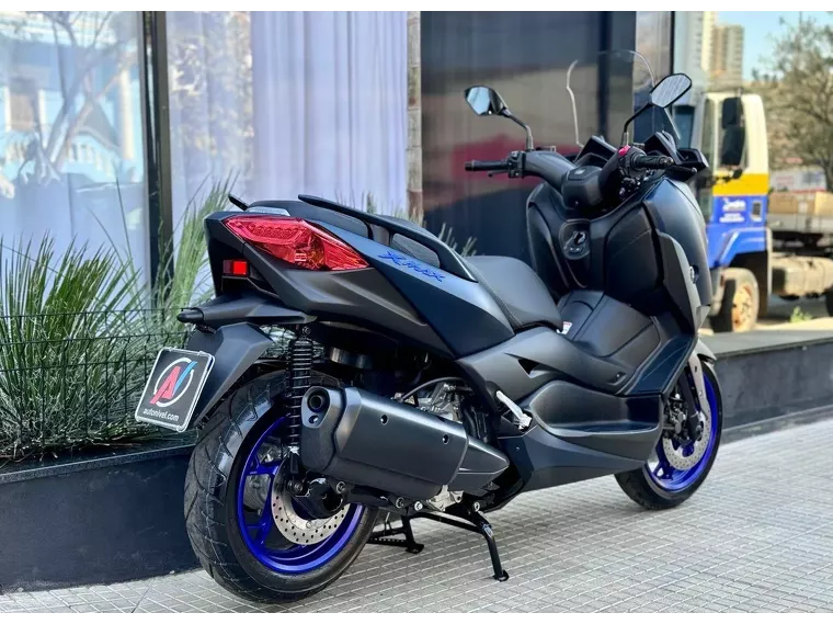 Yamaha Xmax Azul 4