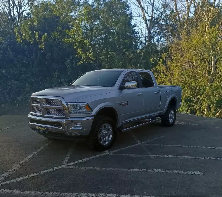 RAM 2500 Prata 1