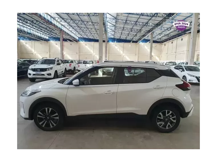 Nissan Kicks Branco 2