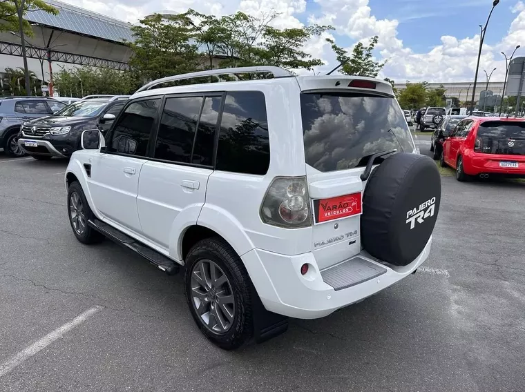 Mitsubishi Pajero TR4 Branco 20