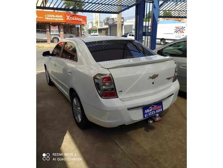 Chevrolet Cobalt Branco 9