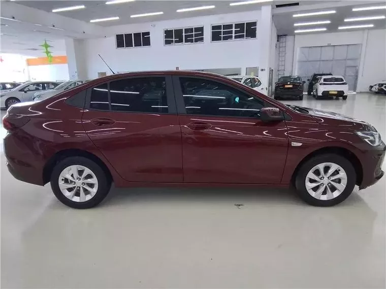 Chevrolet Onix Vermelho 11