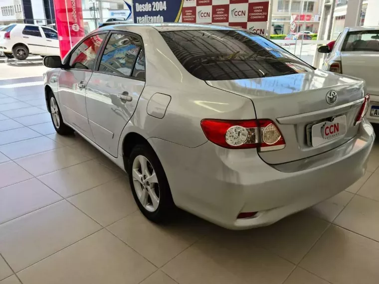 Toyota Corolla Prata 5