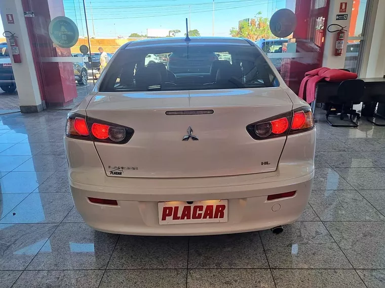 Mitsubishi Lancer Branco 5