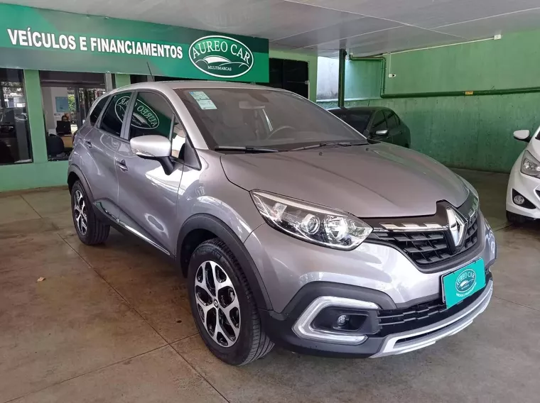 Renault Captur Cinza 9