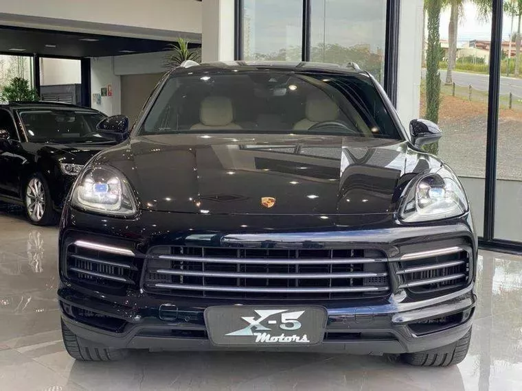 Porsche Cayenne Preto 7