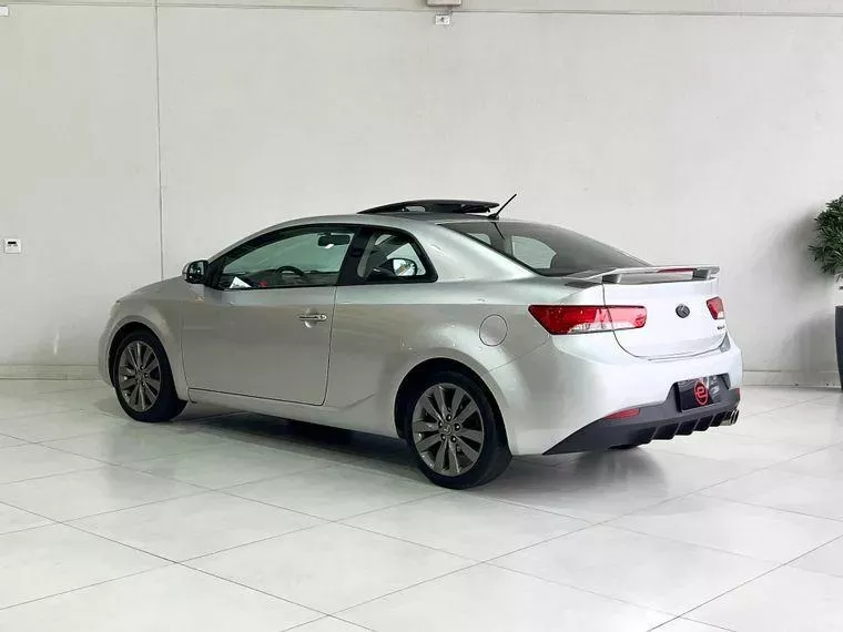 KIA Cerato Prata 6