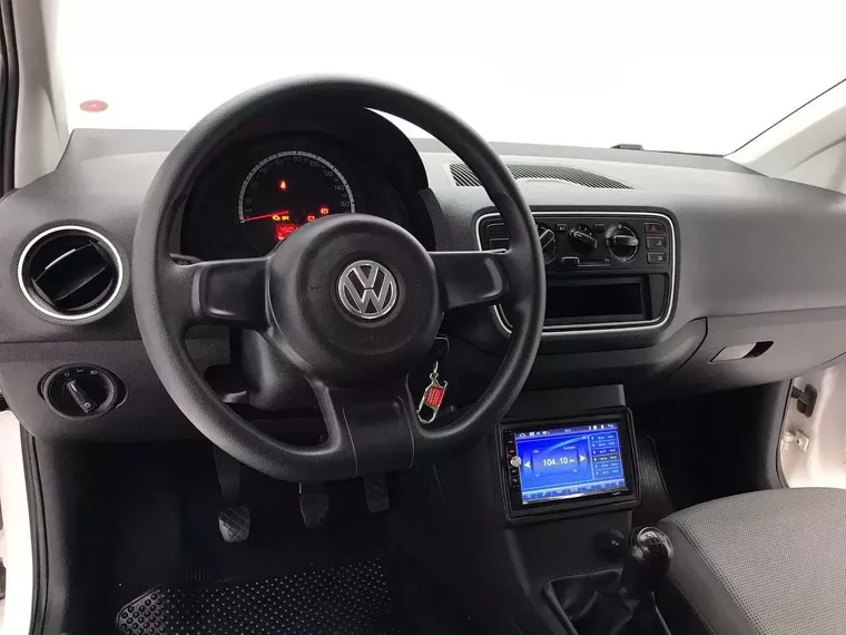 Volkswagen UP Branco 9