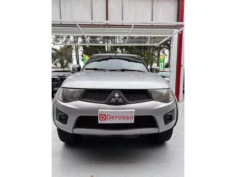 Mitsubishi L200 Triton Prata 6