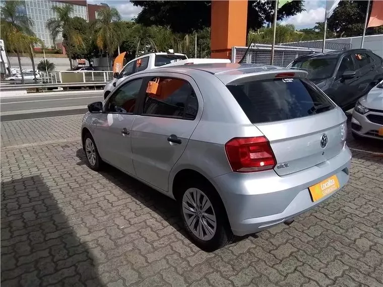 Volkswagen Gol Prata 14