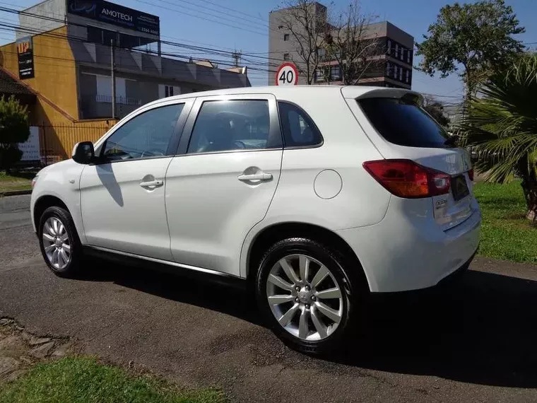 Mitsubishi ASX Branco 3