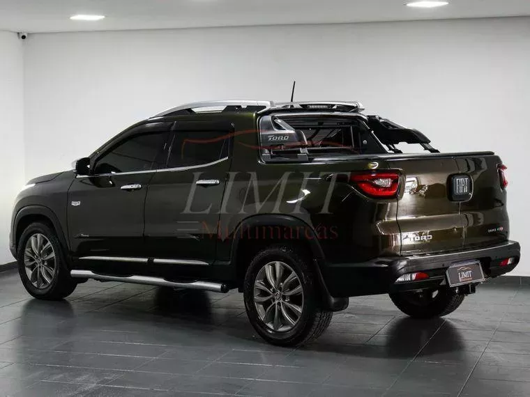 Fiat Toro Marrom 7