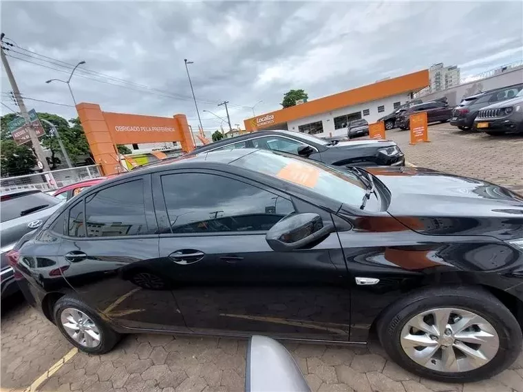 Chevrolet Onix Preto 15