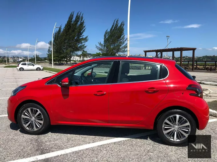 Peugeot 208 Vermelho 1