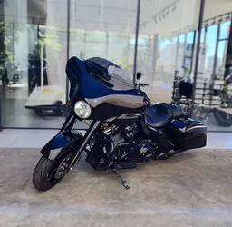 Street Glide