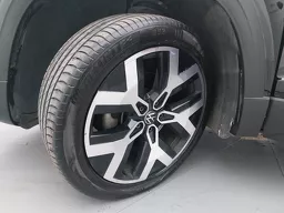 Volkswagen Taos