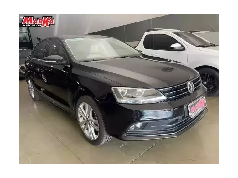 Volkswagen Jetta Preto 6