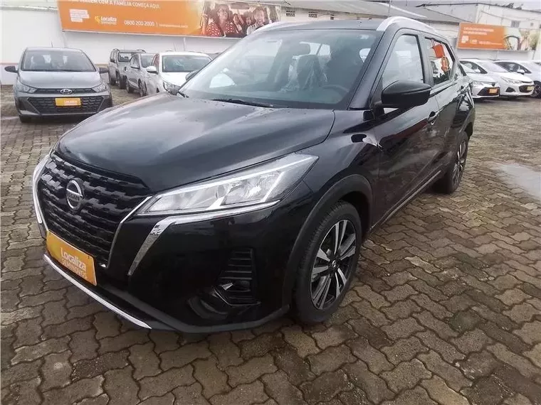 Nissan Kicks Preto 3