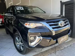 Toyota Hilux SW4